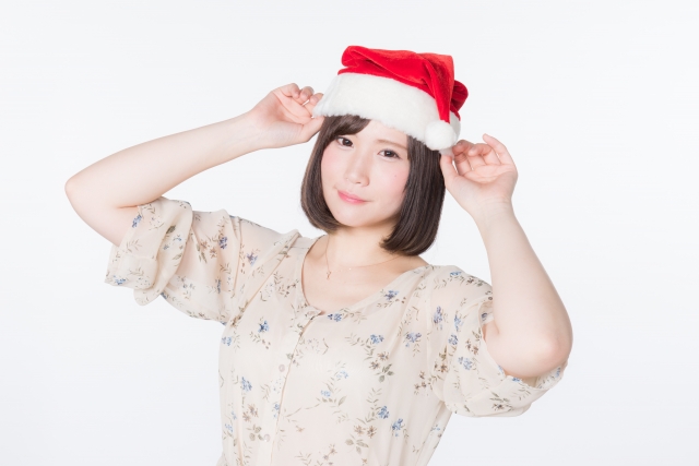 サンタコスはクリスマスに彼氏に受ける ヘアアレンジやタイミングはどうすればいいの くららく